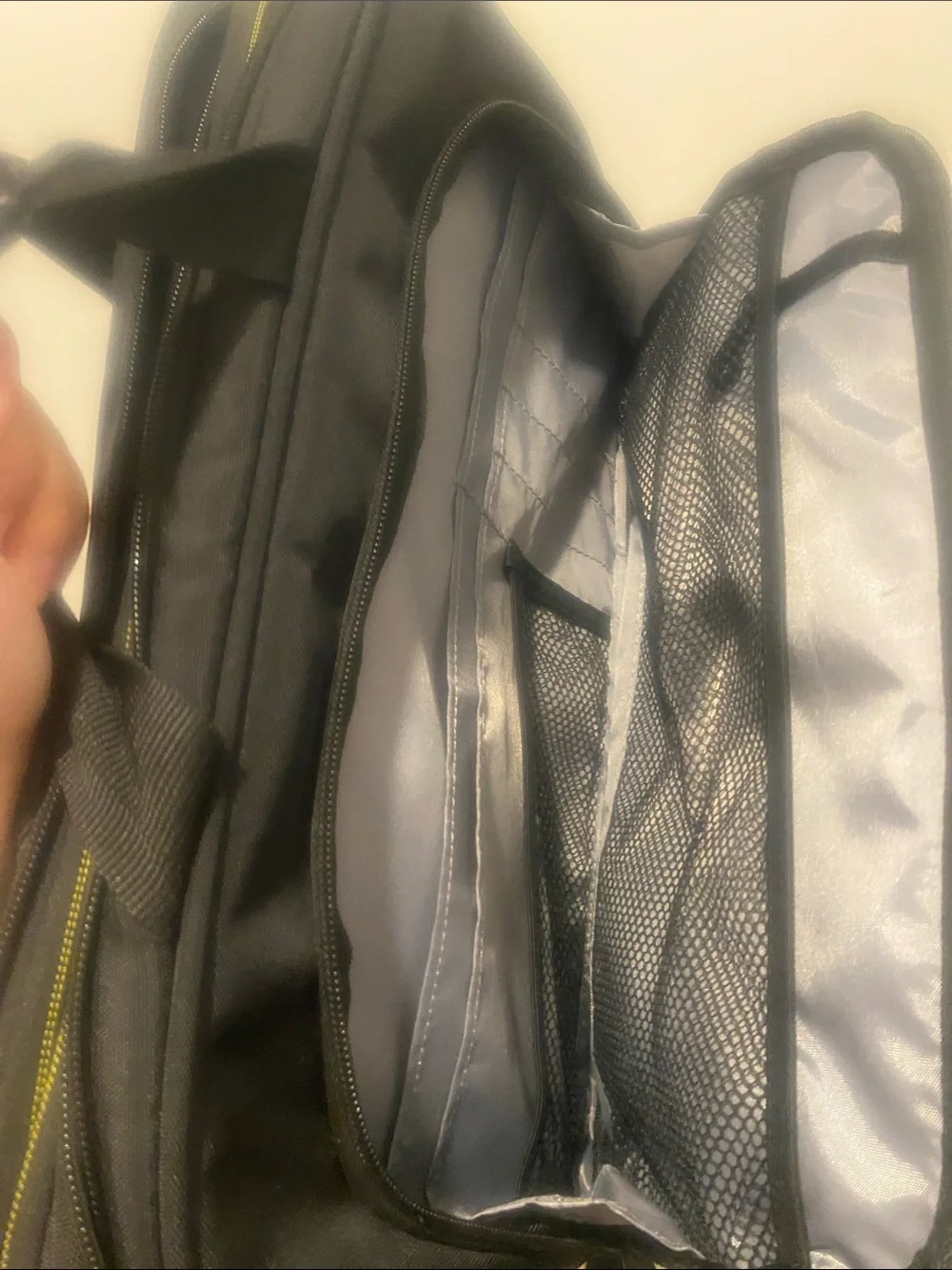 Targus Black and Gray Laptop Messenger Briefcase